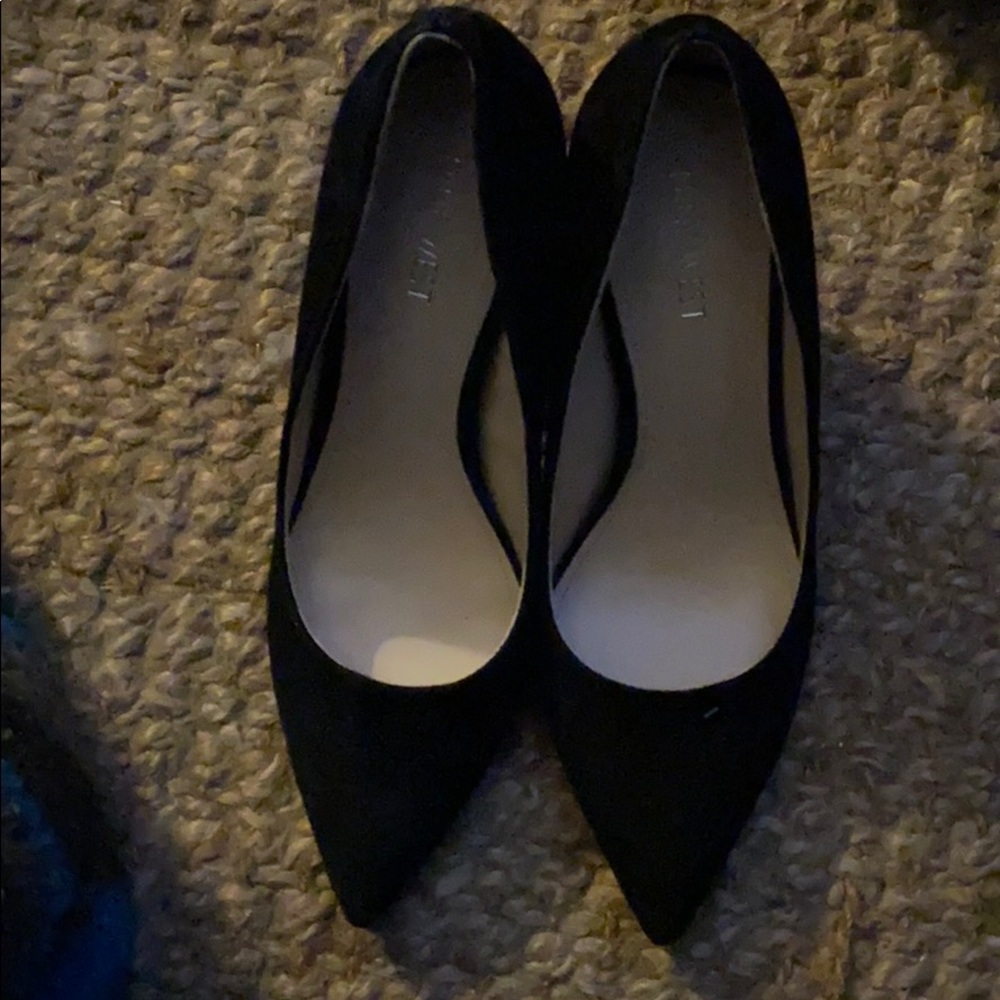 Nine West Black Suede Pumps